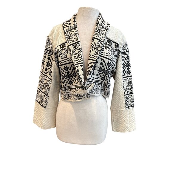 Black & White Geometric Print Cropped Jacket With Shawl Collar & Wide Sleeves  1 - Picture 1 of 10